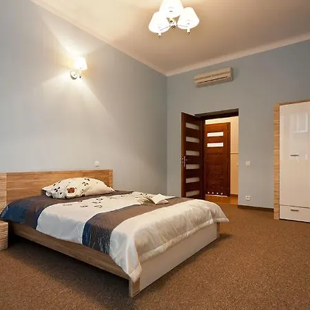 Kamienica Kazimierz فندق كراكوفيا