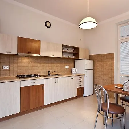 Kamienica Kazimierz 3*